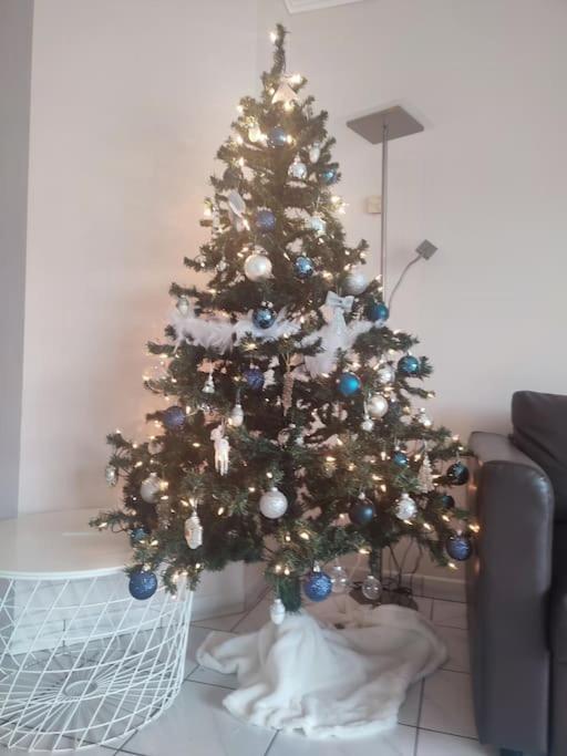 4-Persoons Appartement Met Een Mooi Uitzicht De Panne Luaran gambar